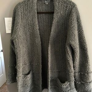 BAREFOOT DREAMS COZY BOYFRIEND SWEATER